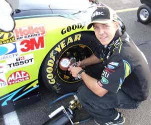 NASCAR tire pressure gauge user