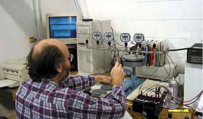 digital pressure gauge calibration lab